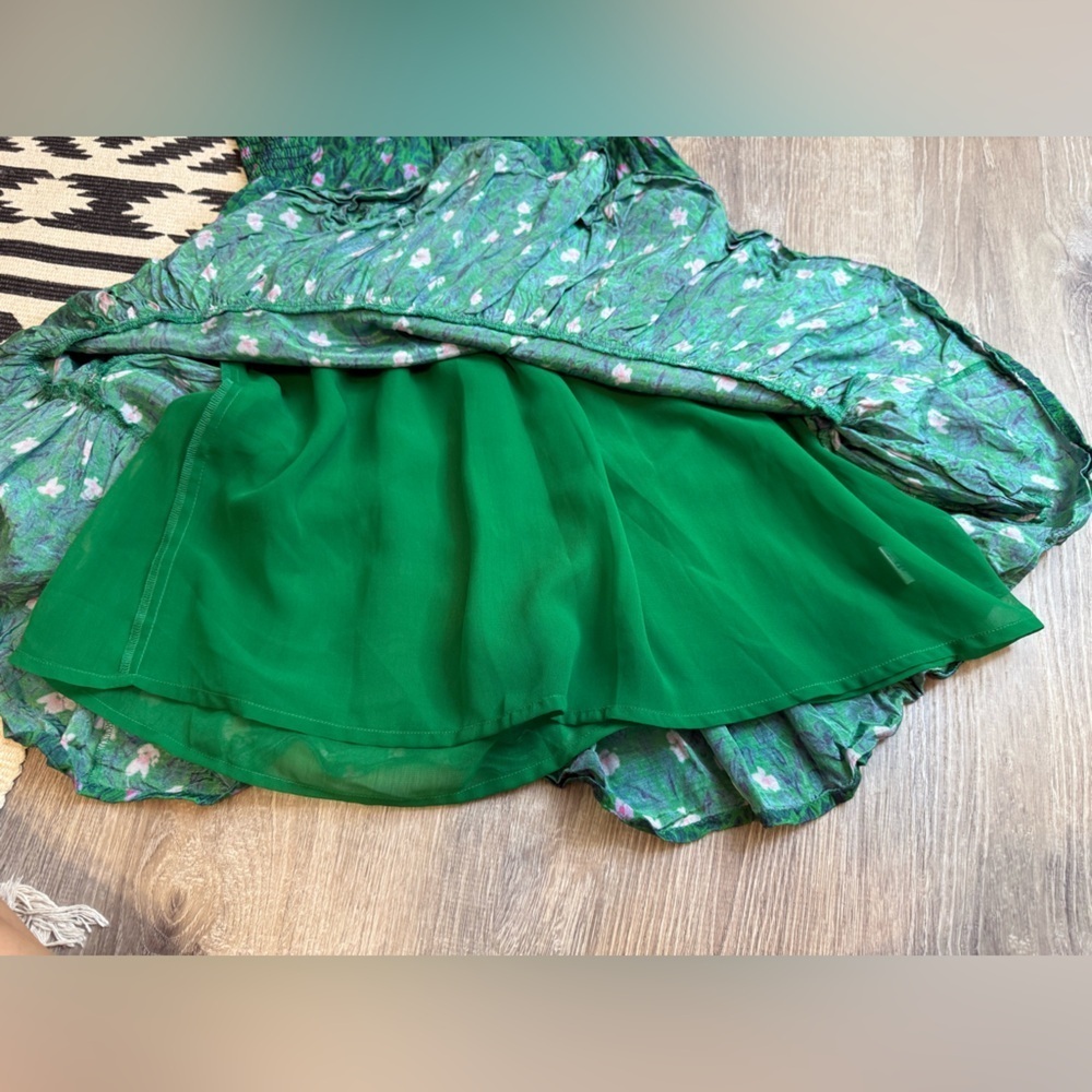 Roller Rabbit Ondika Cerro V Neck Short Ruffled Sleeve Tiered Mini Dress Small - Picture 10 of 12